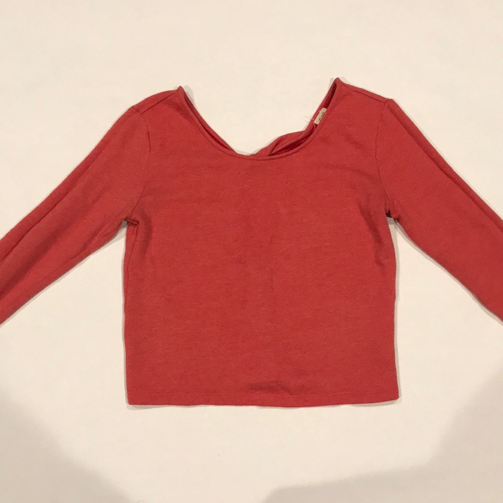 Back cutout long sleeve